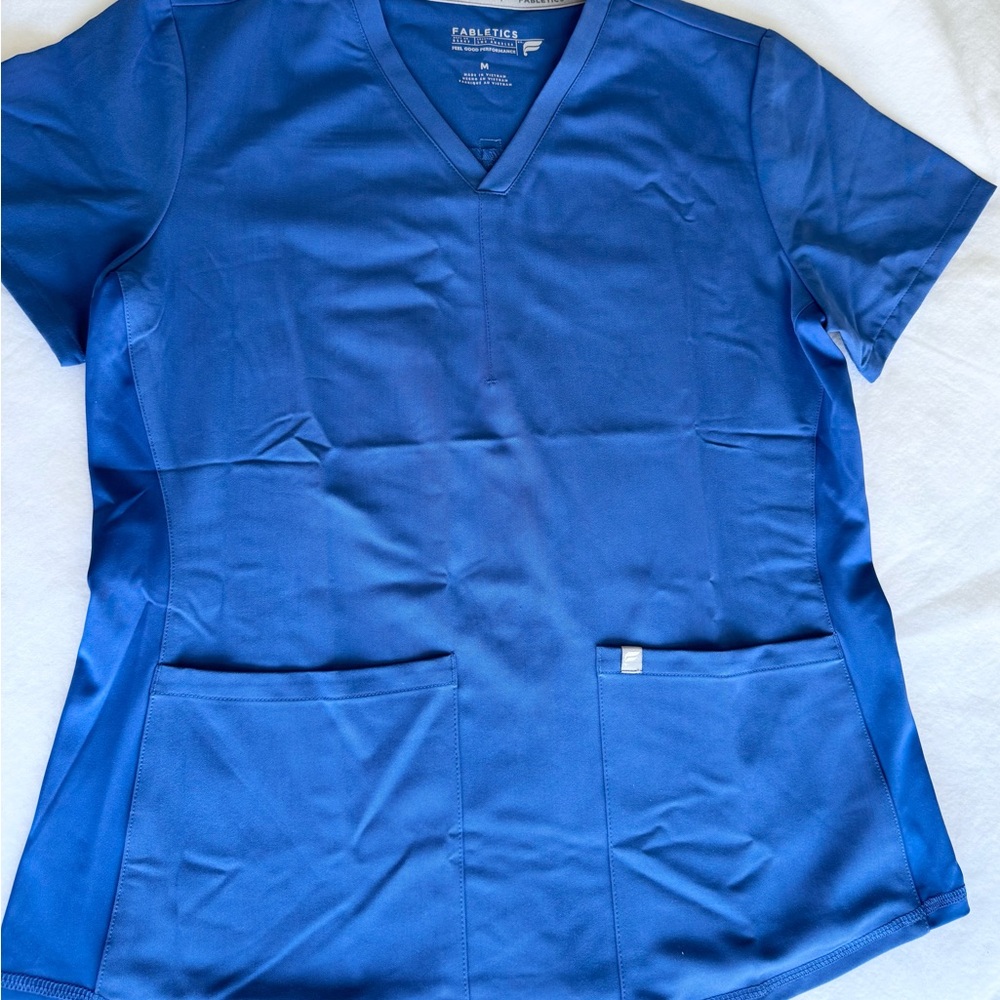 Fabletics Scrub Top Method Flex Royal Blue V-Neck Pockets Size M